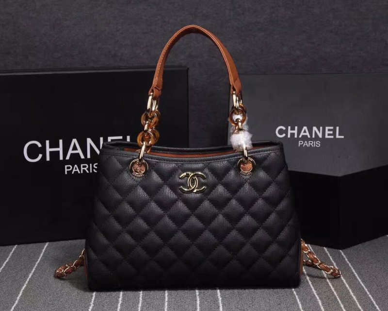 Ch**el shopping bags